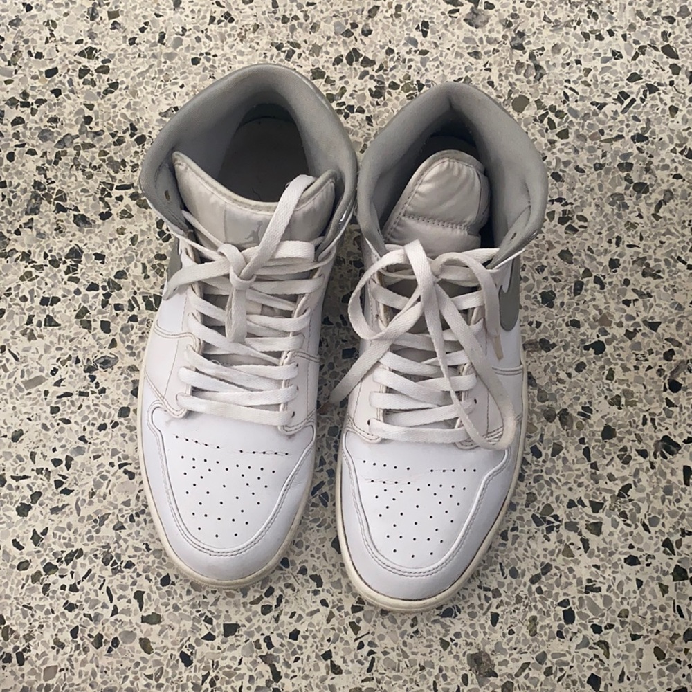 Air Jordan Retro 1